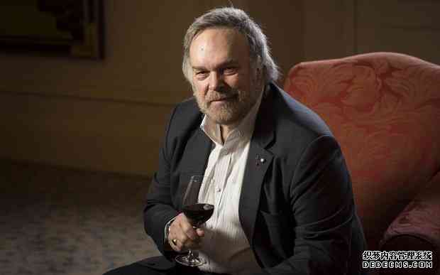 罗伯特·帕克获2020年度《醇鉴》名人堂奖项 罗伯特·帕克获2020年度《醇鉴》名人堂奖项