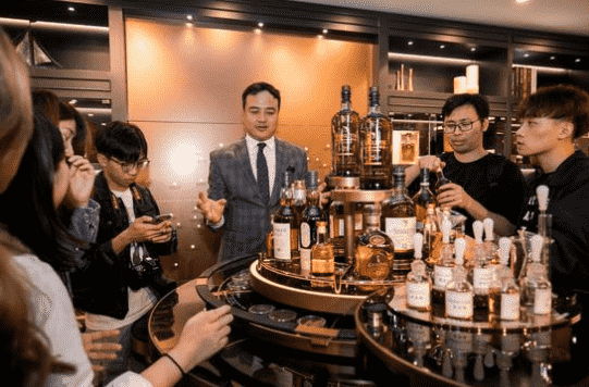 行济迎福誉满寰中 翘楚引航高端生活