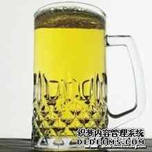 扎啤杯图片