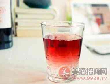 不要往葡萄酒里乱加东西