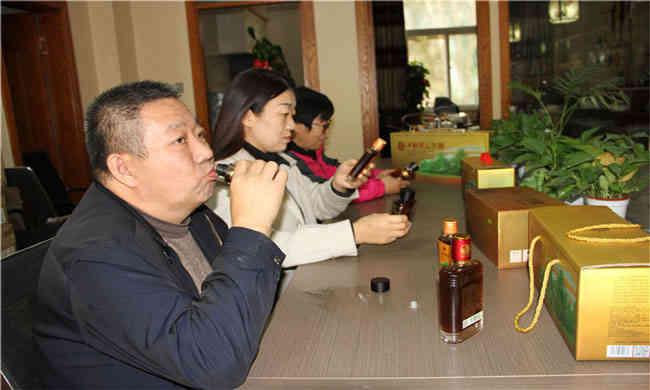 “恒元堂”黑松露系列珍馐营养酒将强势进入市场_华体会体育正规网
网