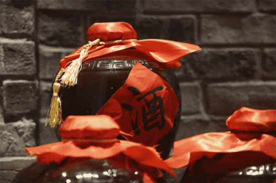 谁能率先抢占老酒话语权 夺得最大蛋糕？