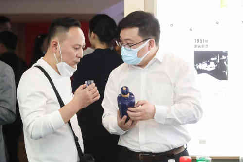 春糖盛宴开启，有历史更有未来的贵州安酒人气爆棚
