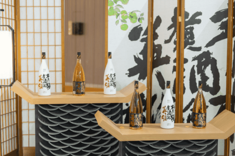 解锁喝酒新时尚——冰青青梅果酒新品首度亮相春糖