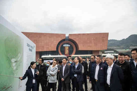 大腕云集，贵州白酒企业圆桌会启幕，最具活力产区会有什么信号？
