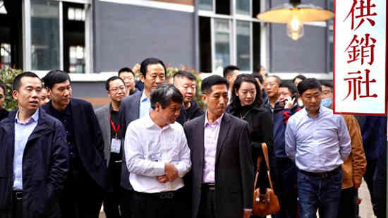 大腕云集，贵州白酒企业圆桌会启幕，最具活力产区会有什么信号？