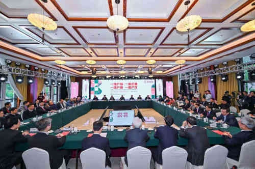 老名酒变身新黑马 酱酒热潮下贵州安酒凭什么跻身顶流品牌?