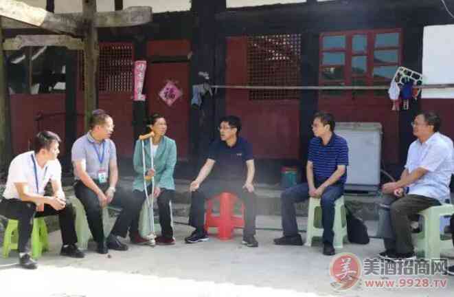 李静仁率队调研长岗镇红梁基地