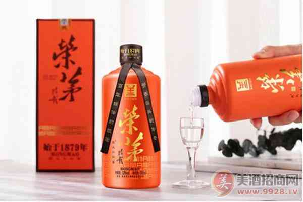荣茅拾载枸酱酒