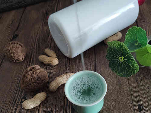 酱香酒：红海在左 蓝海在右