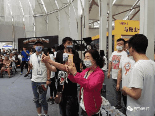 南果醍醐精酿啤酒新品上市发布