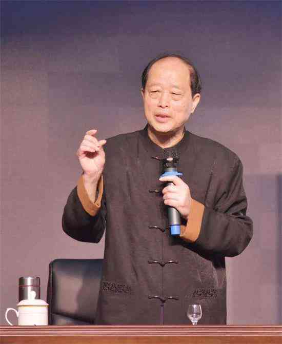 携手白酒大师赖登燡 雄安保府酒业这场白酒培训会释放哪些信息？