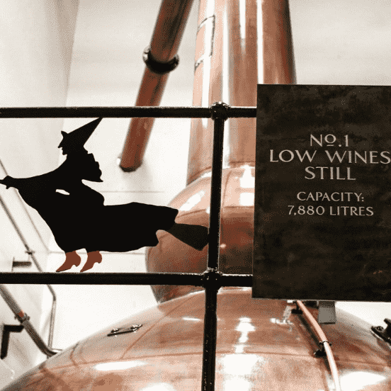 饱炼世故的野兽 解秘百年传奇 慕赫18年单一麦芽威士忌重磅发布