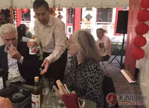 茅台香飘中秋游园活动，中国风潮席卷丹麦