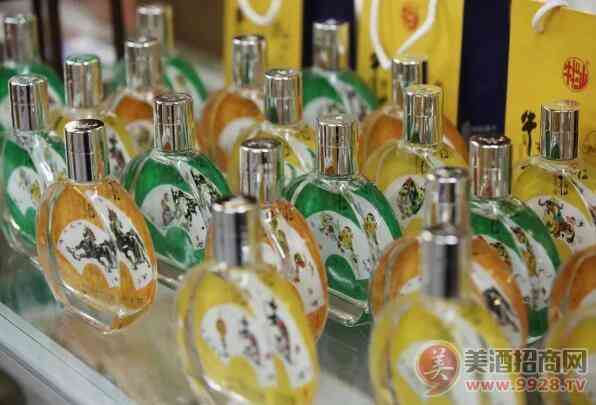 牛栏山生肖小酒