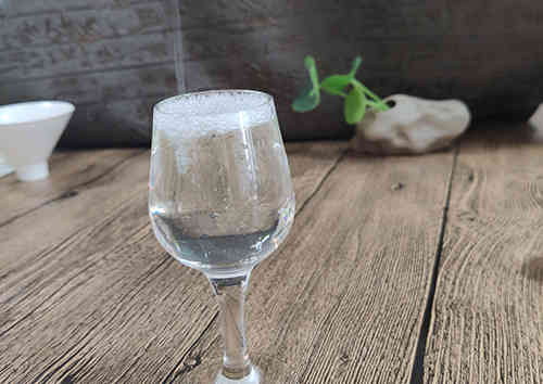 打通四大路径 成就淡季光瓶酒销量王