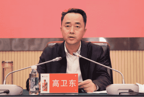 “三找”背后的棋局：全球“冰封”时“千亿茅台”打怎样的硬仗？