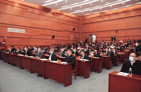 “三找”背后的棋局：全球“冰封”时“千亿茅台”打怎样的硬仗？