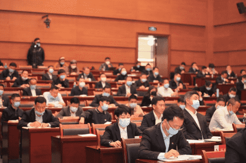 “三找”背后的棋局：全球“冰封”时“千亿茅台”打怎样的硬仗？