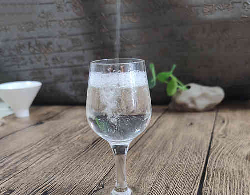 郑州光瓶酒市场调研：三大趋势呈现！