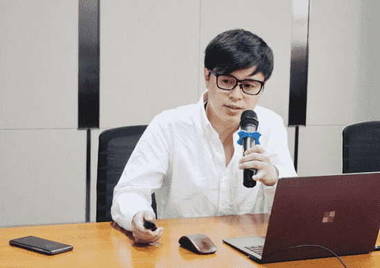 群英荟萃，四方争鸣，“新酒人 新视角 新观点”论坛在景芝收官