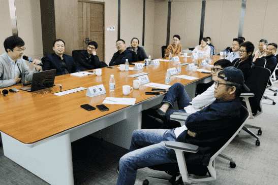 群英荟萃，四方争鸣，“新酒人 新视角 新观点”论坛在景芝收官