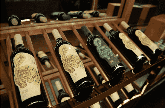 关注国潮之下的天塞风潮 新疆天塞酒庄保定运营中心成立