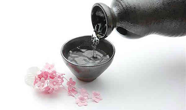 为什么会有酒满茶半之说?_华体会体育正规网
网