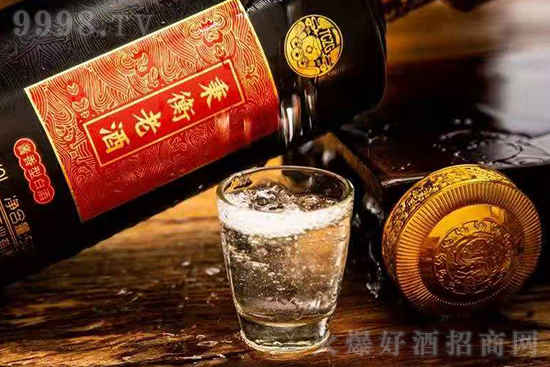 为什么白酒中要加入酒曲？