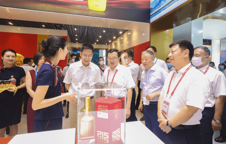 五粮液精彩亮相第十七届中国国际酒业博览会