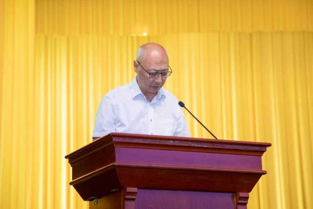 吕云怀再度当选仁怀市酒业协会会长