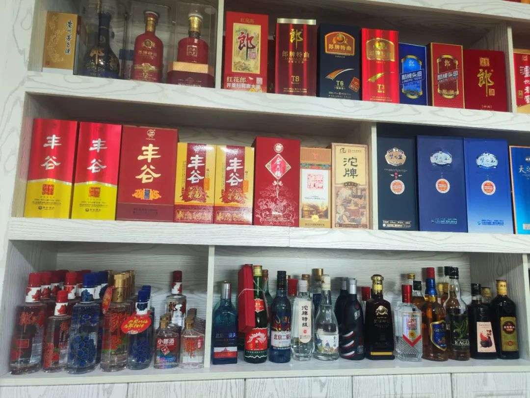 对酒水市场“敏锐的嗅觉”让他度过行业的寒冬